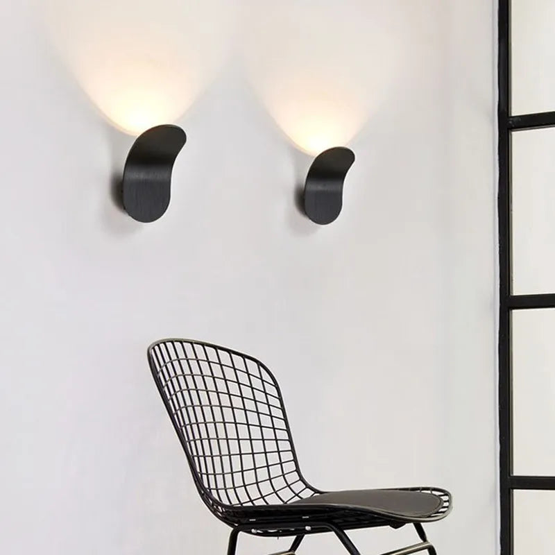 Modern Mounted Wall Lamp