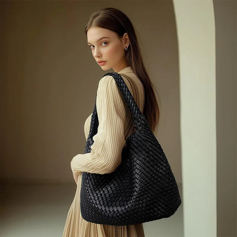 Black vegan  leather work bag | SORRENTO