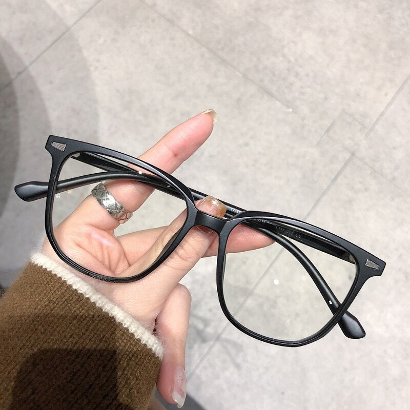 Optimized Product Title: Unisex Myopia Prescription Glasses with Blue Light Blocking Lenses - Lightweight Plastic Frame Eyewear for Nearsighted Vision Correction