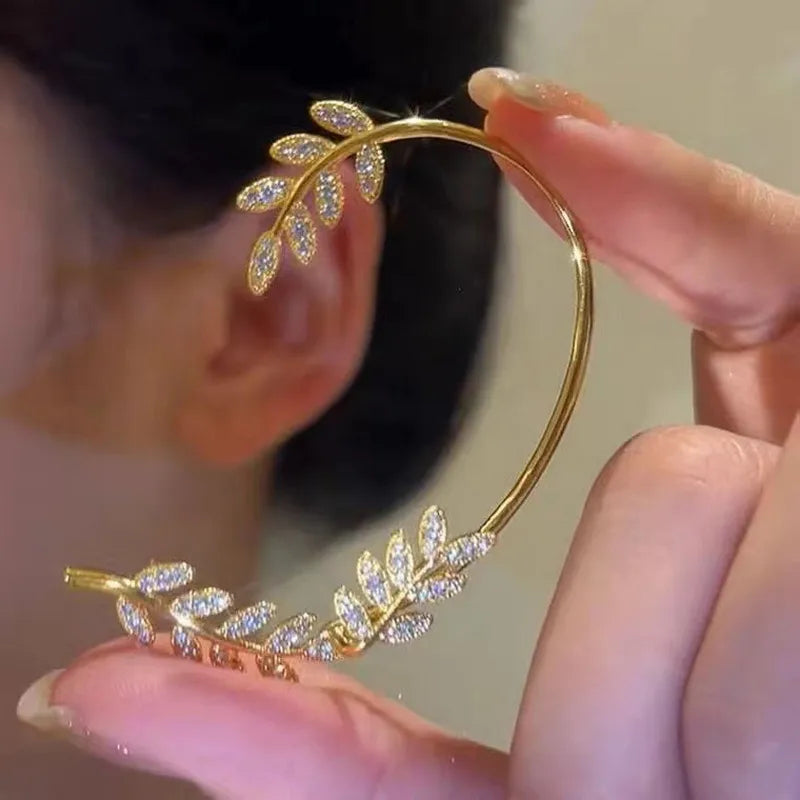 Exquisite Sparkling Zircon Leaves Ear Cuff Stud Earring for Women Silver Color Cubic Zirconia Earrings Party Jewelry