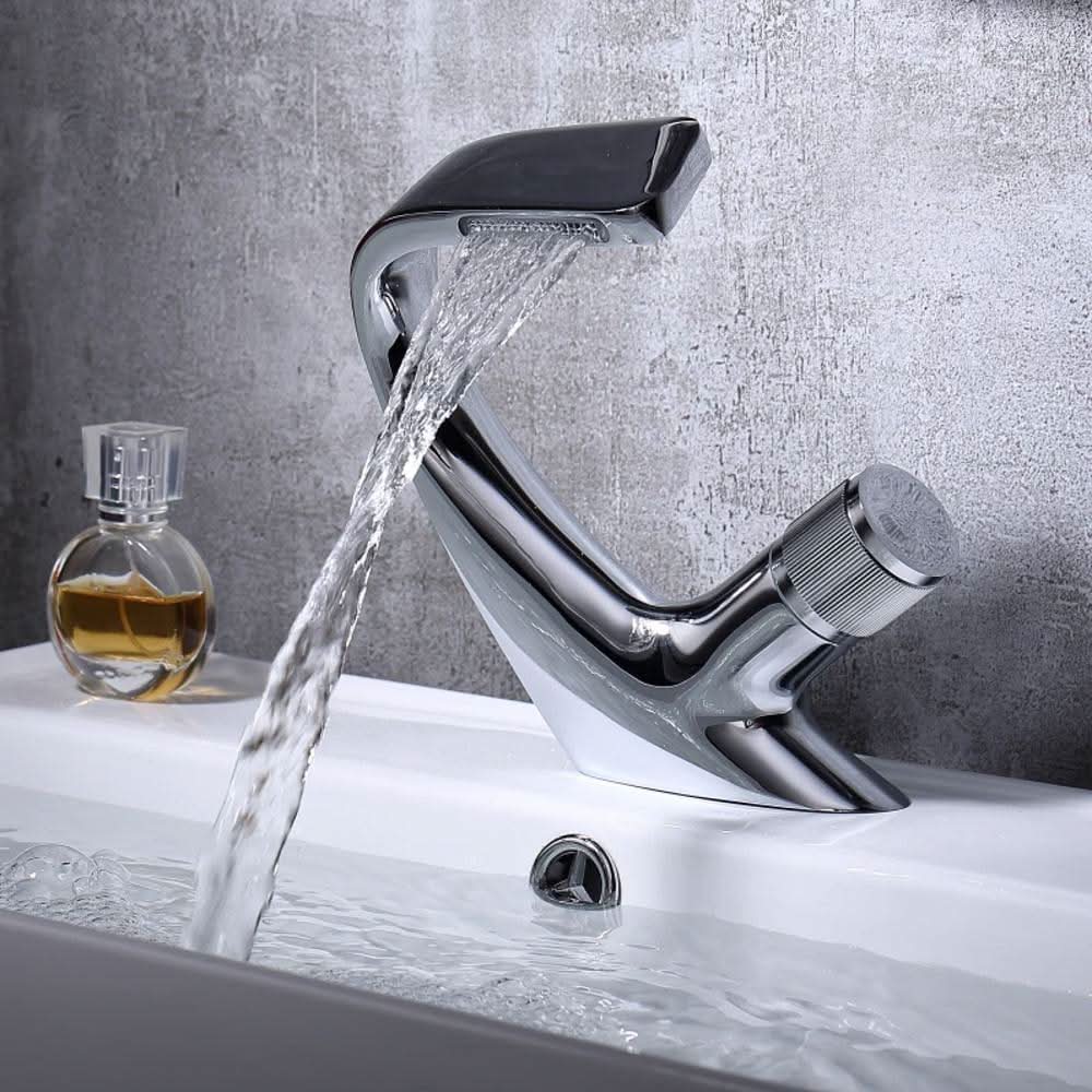 AQUACASCADE – Luxury Waterfall Basin Mixer for Modern Bathrooms