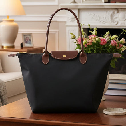 AVENIRE – Chic Women's Handbag for a Stylish & Organized Life