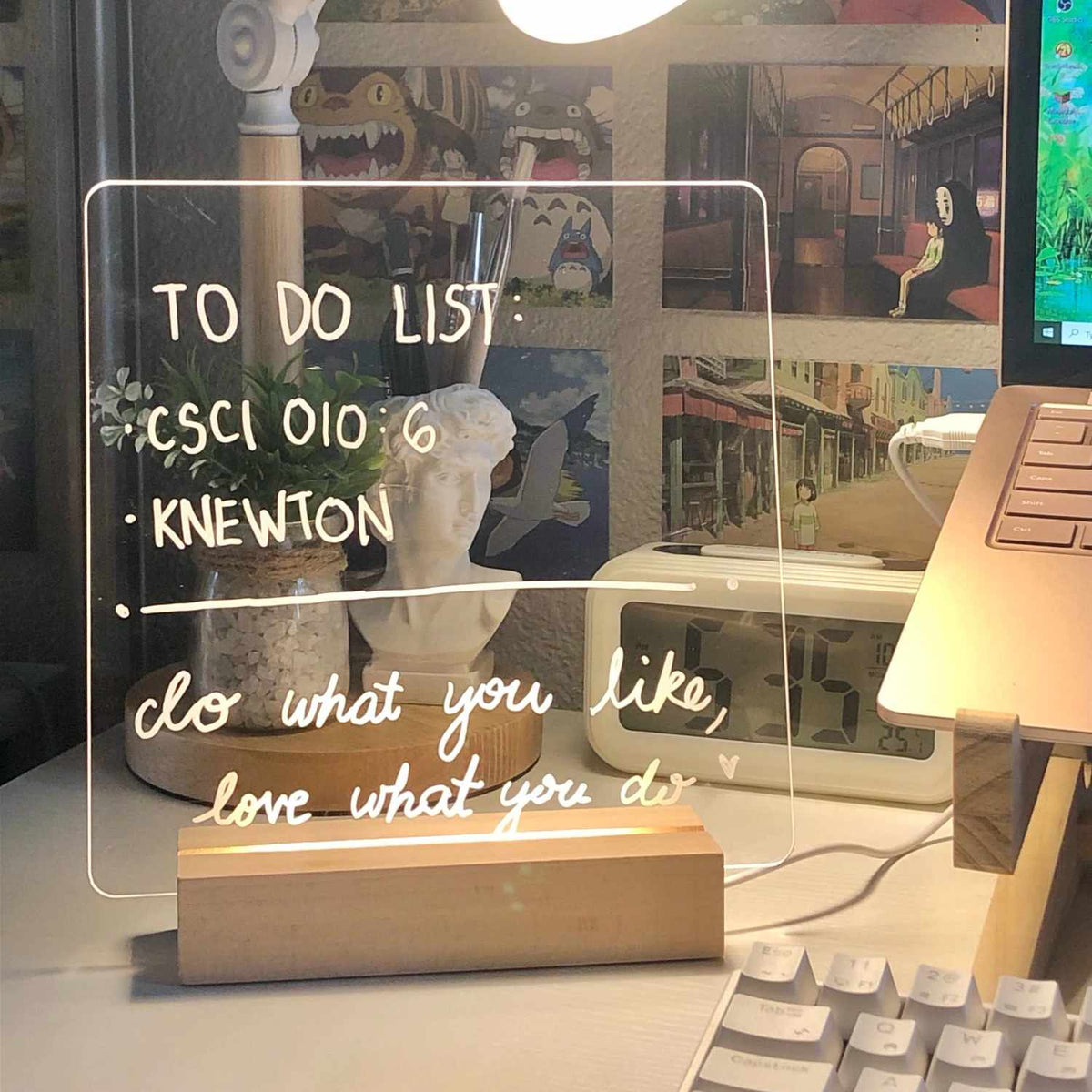 MemoGlow – Stylish Acrylic Note Board with Wooden Stand