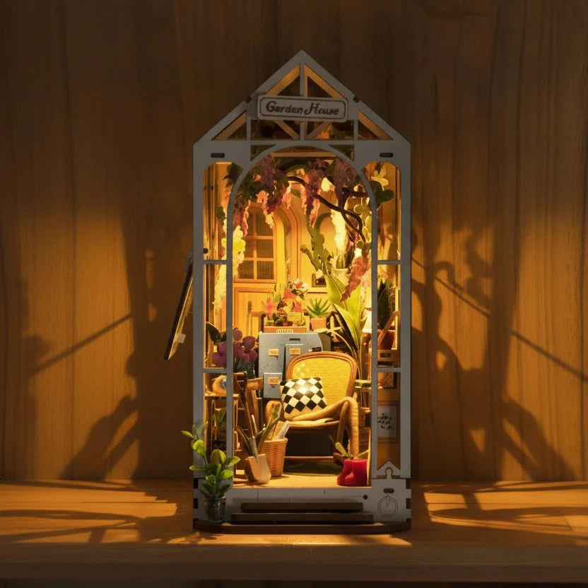 BOOKGARDEN – Garden House Book Nook Kit for Bookshelf Display and Easy Assembly