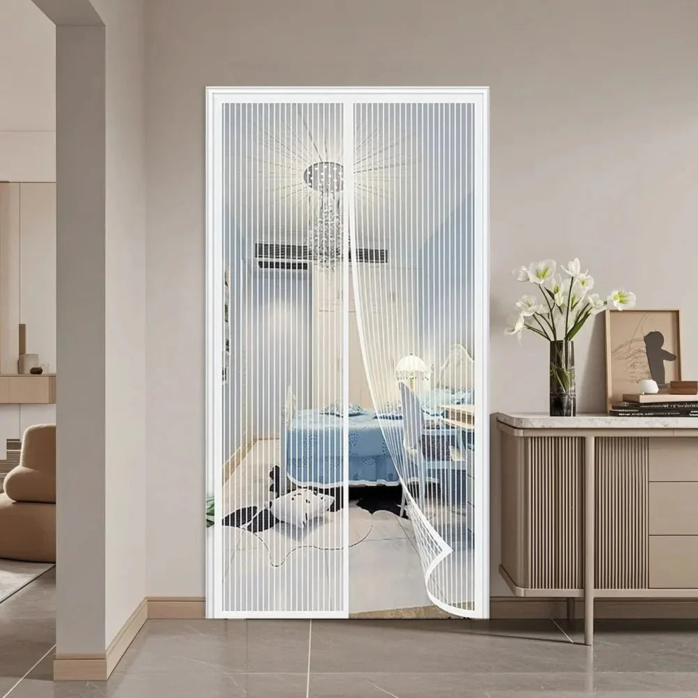 BUGLATCH – Heavy Duty Magnetic Screen Door for Hands-Free Protection