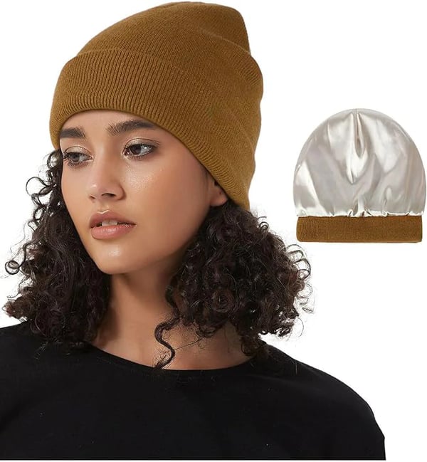 Women's Wool Winter Beanie with Anti-Frizz Silk Lining - Warm Knit Skull Cap for Hair Protection against Static and Breakage - 22 x 23cm