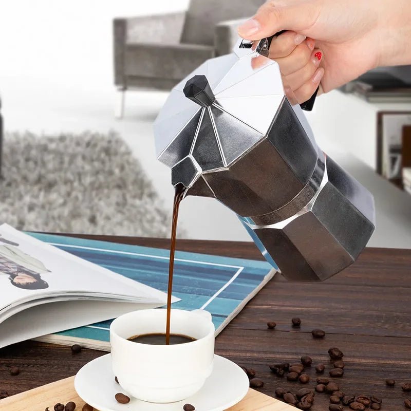 COFFEELORE – Traditional Italian Aluminum Espresso Maker for Full-Bodied Coffee