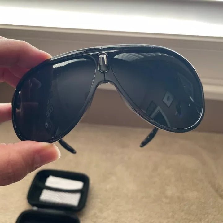 COMFORTRAY – Wrap-Around Laser Therapy Glasses with Balanced Pressure Fit