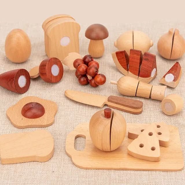 Cook’nTimber – Wooden Children’s Play Kitchen in Tree Trunk Design