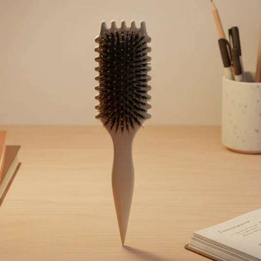 CURLDEFINE – 3-in-1 Hairbrush for Smooth, Defined & Frizz-Free Curls