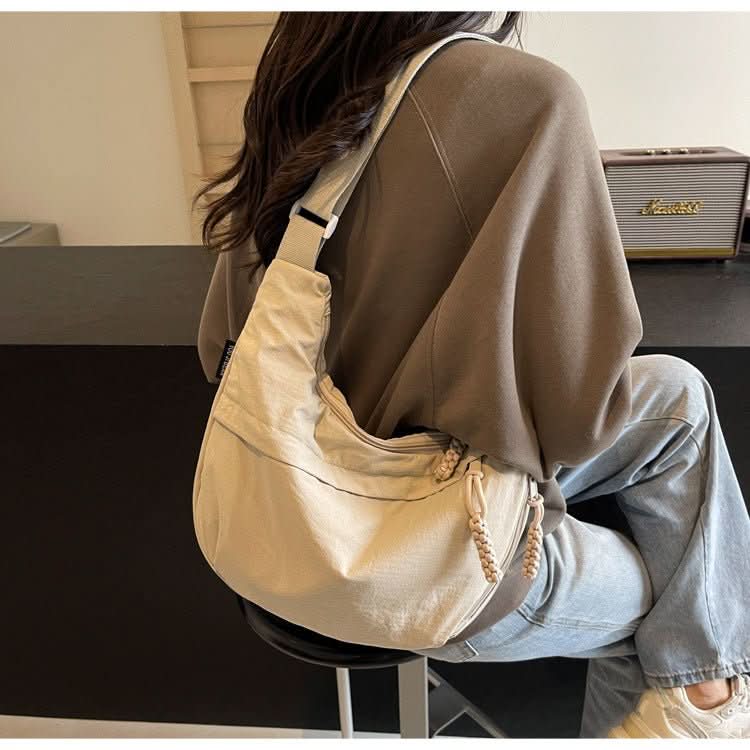 EVERCARRY – Nylon Shoulder Bag with Smart Compartments for Everyday Use