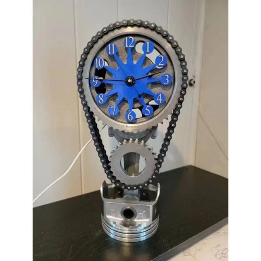 GearGlow – Modern Wall Clock with Intriguing Gear Movement