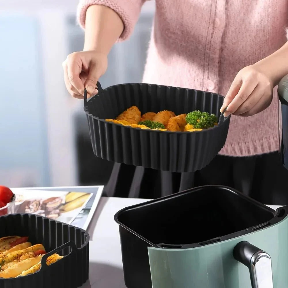 EASYFRY LINER – Premium Silicone Air Fryer Liners, Non-Stick Square Mats for 4–7 QT Ovens