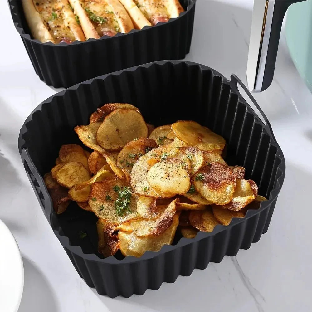 EASYFRY LINER – Premium Silicone Air Fryer Liners, Non-Stick Square Mats for 4–7 QT Ovens