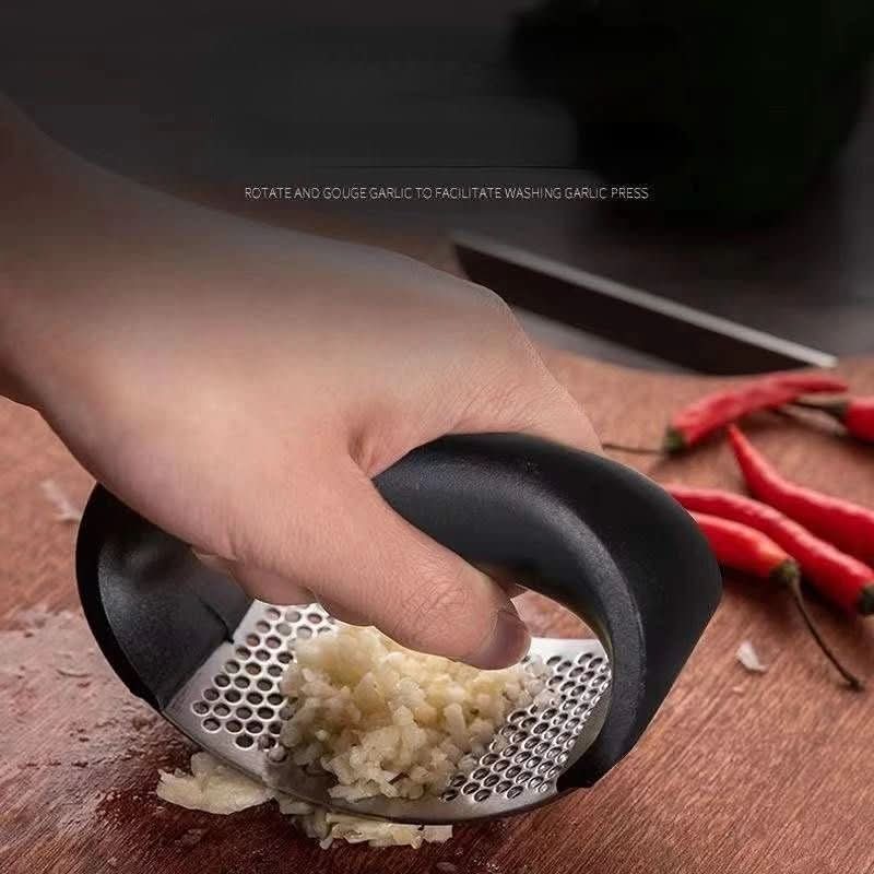 EasyMince – stainless steel garlic and vegetable mincer