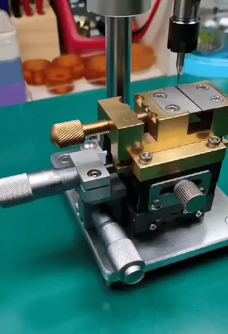 Micro Precision Vise with XY Axis Adjustable Platform 60x60mm