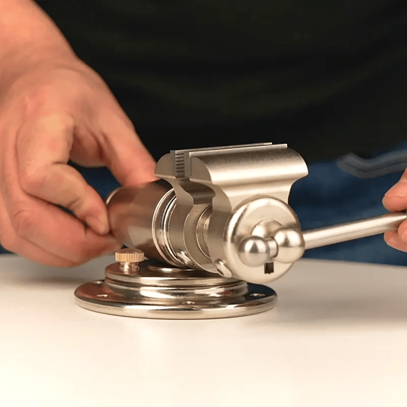 Rotatable Bench Vise
