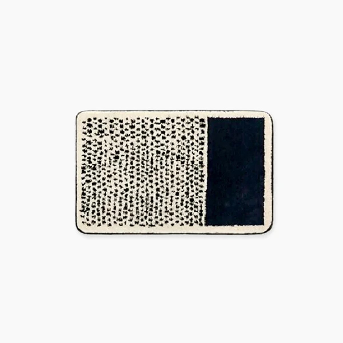 FORMELLE – Handmade Abstract Bath Mat with Secure Non-Slip Backing
