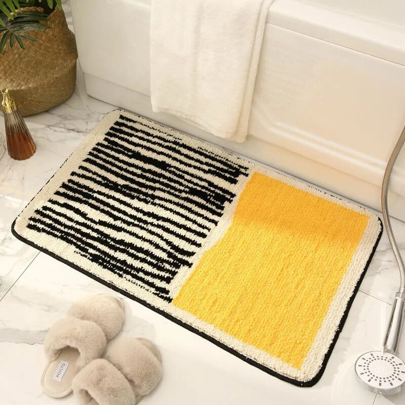 FORMELLE – Handmade Abstract Bath Mat with Secure Non-Slip Backing