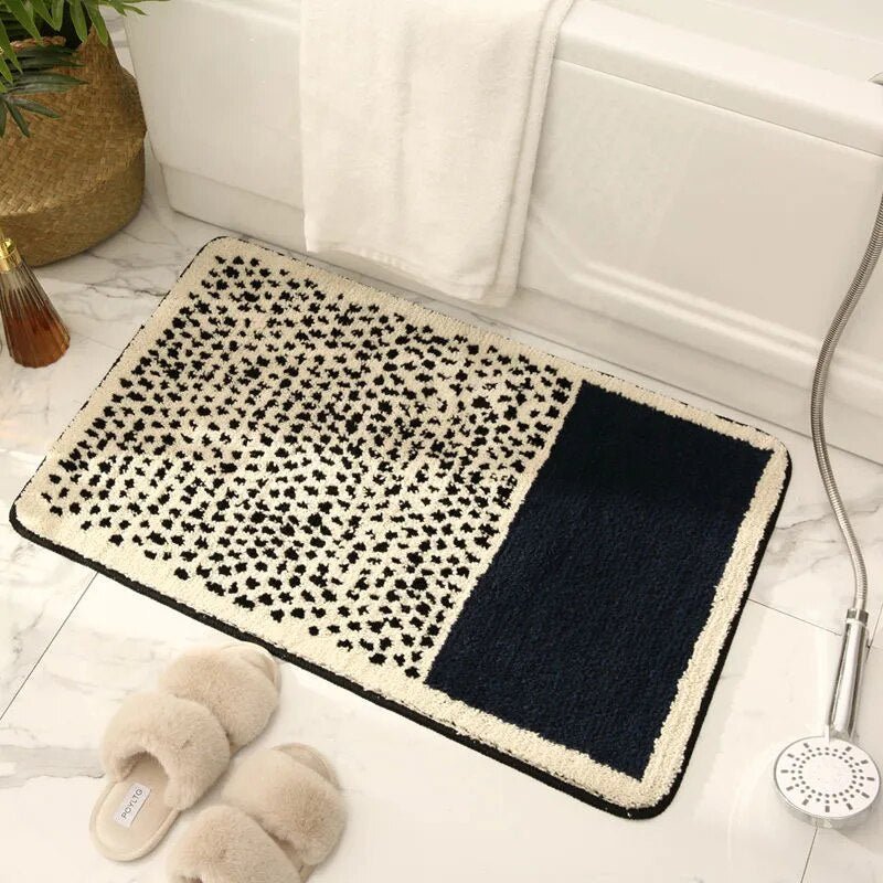 FORMELLE – Handmade Abstract Bath Mat with Secure Non-Slip Backing
