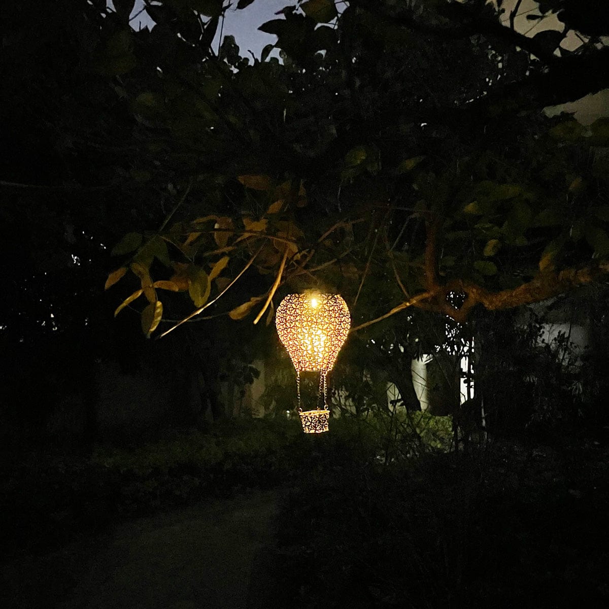 Enchanting Solar Powered Decoration | SolarEnchant