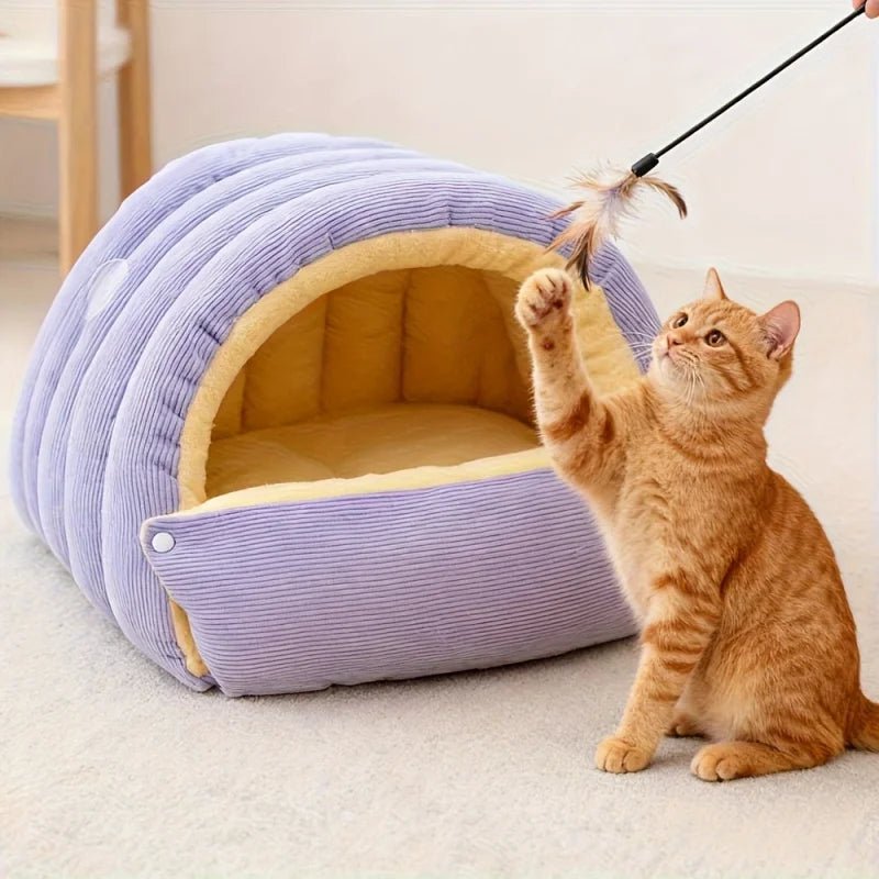 FURCAVE – Enclosed Arctic Fleece Cat Bed for Warmth and Security