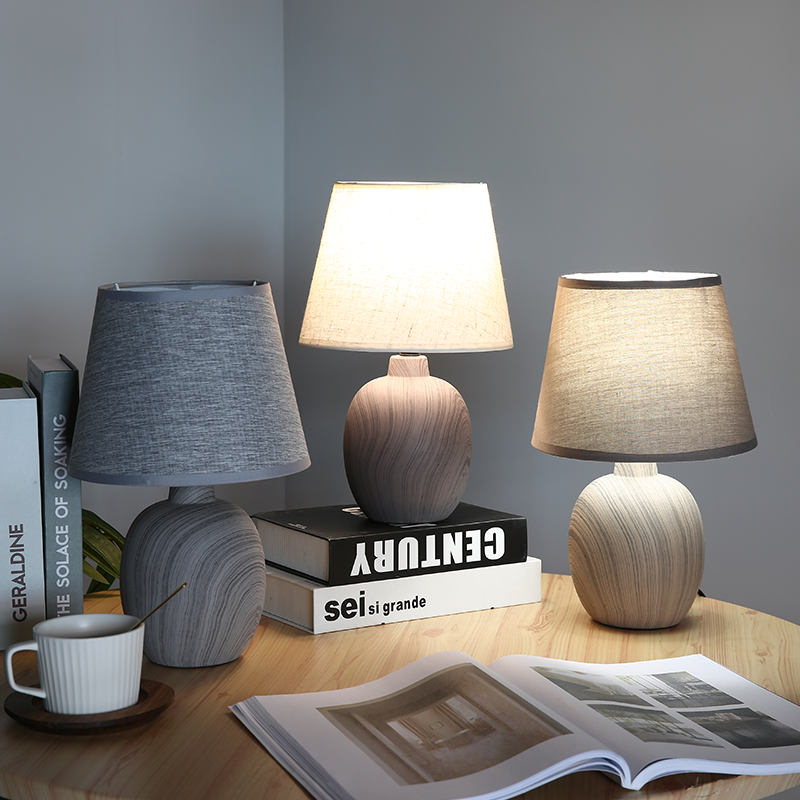 Modern Decorative Table Lamp with Style and Functionality – USB Rechargeable