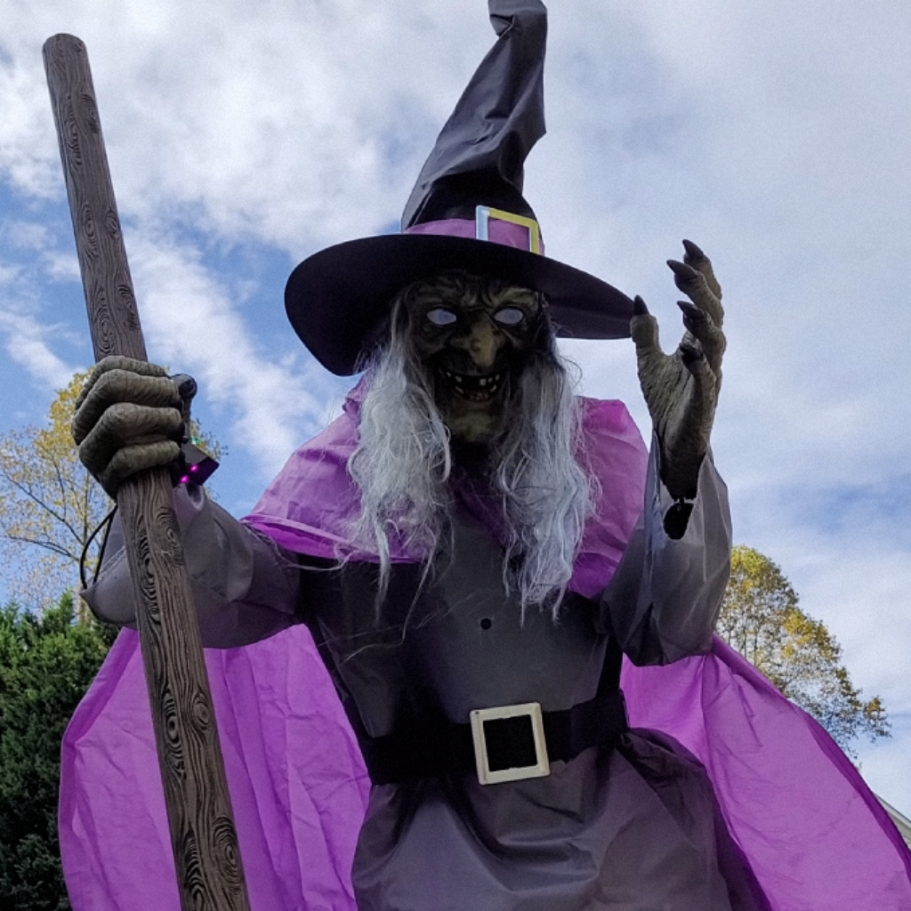 Halloween Witch Decor Large Outdoor Prop with Glowing Eyes and Broomstick for Scary Yard Decoration
