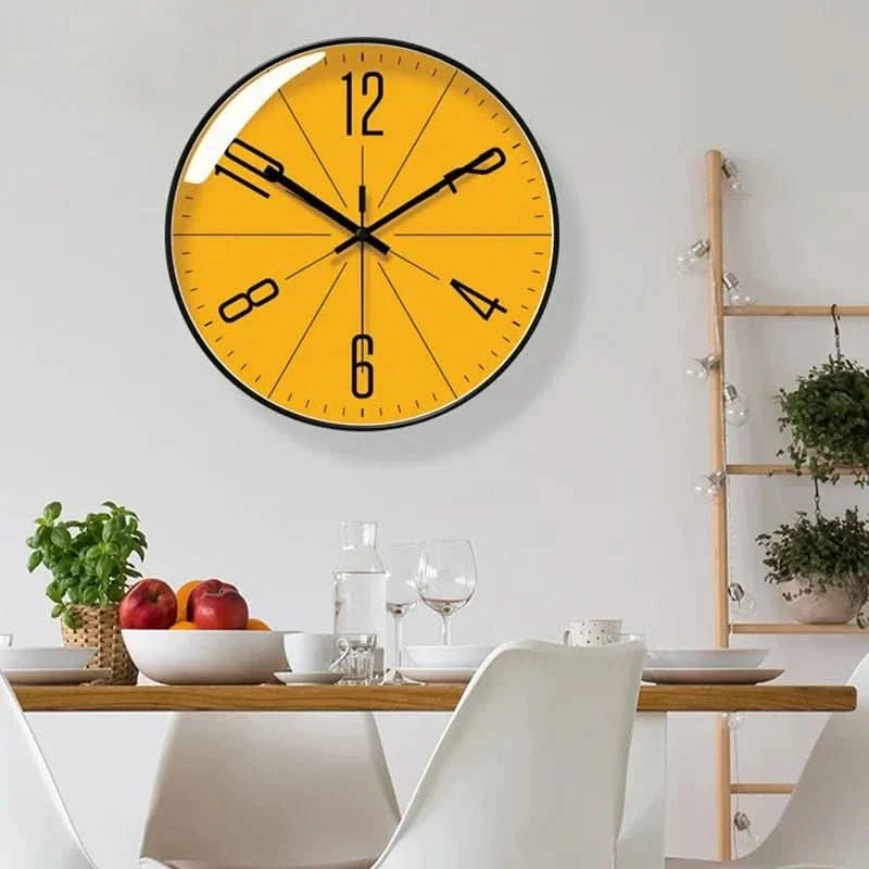 HUSKLOK – Silent Nordic Wall Clock with Minimalist Design