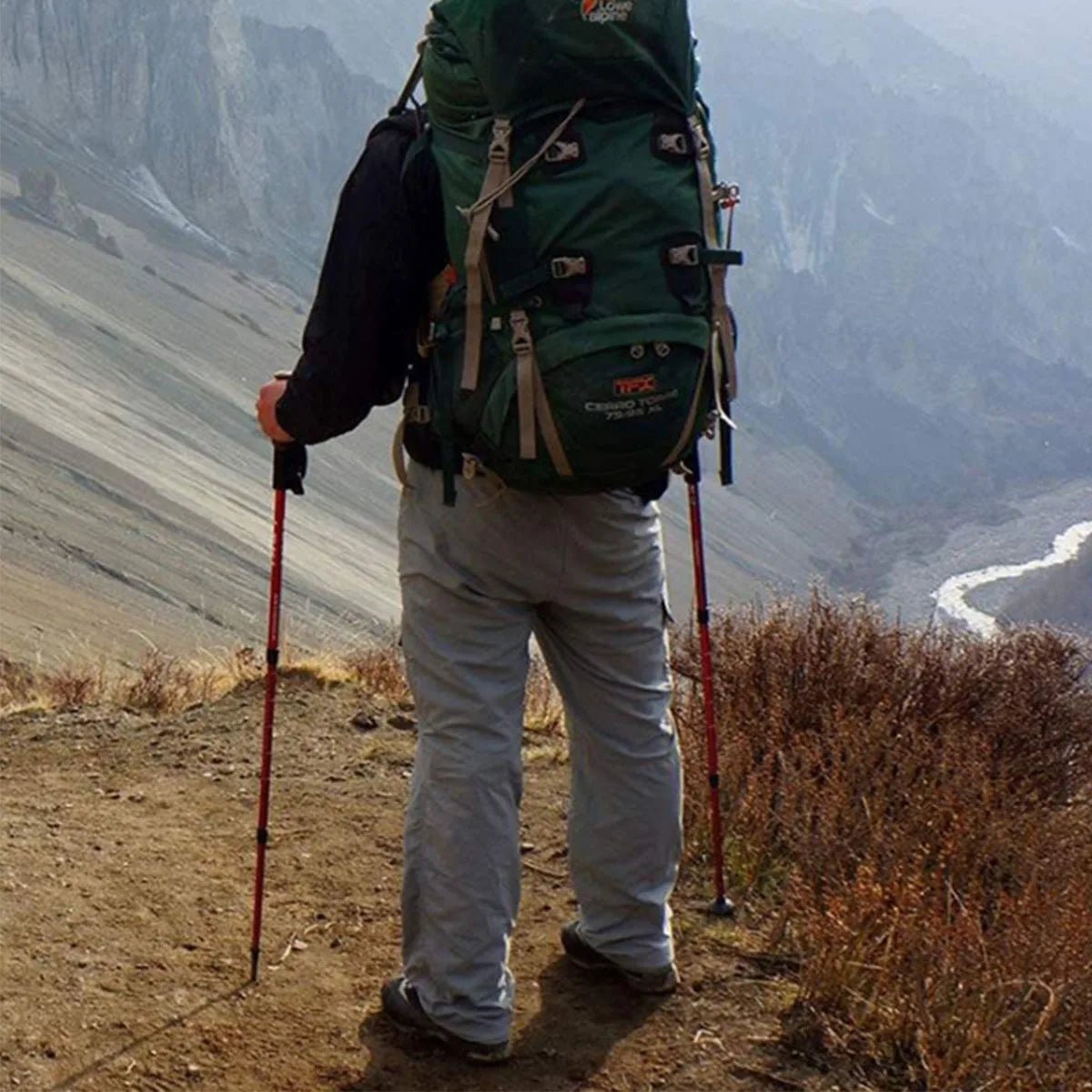 LONGTREK – Ultra-Light Adjustable Aluminum Alloy Trekking Poles for Long Hikes