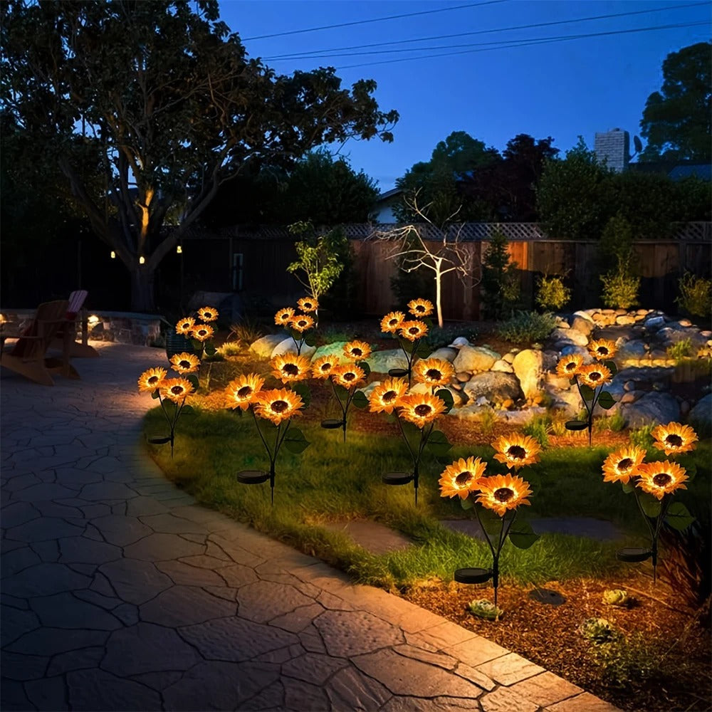 Creative & Modern Sunflower Garden Lamp | SolarSunflower