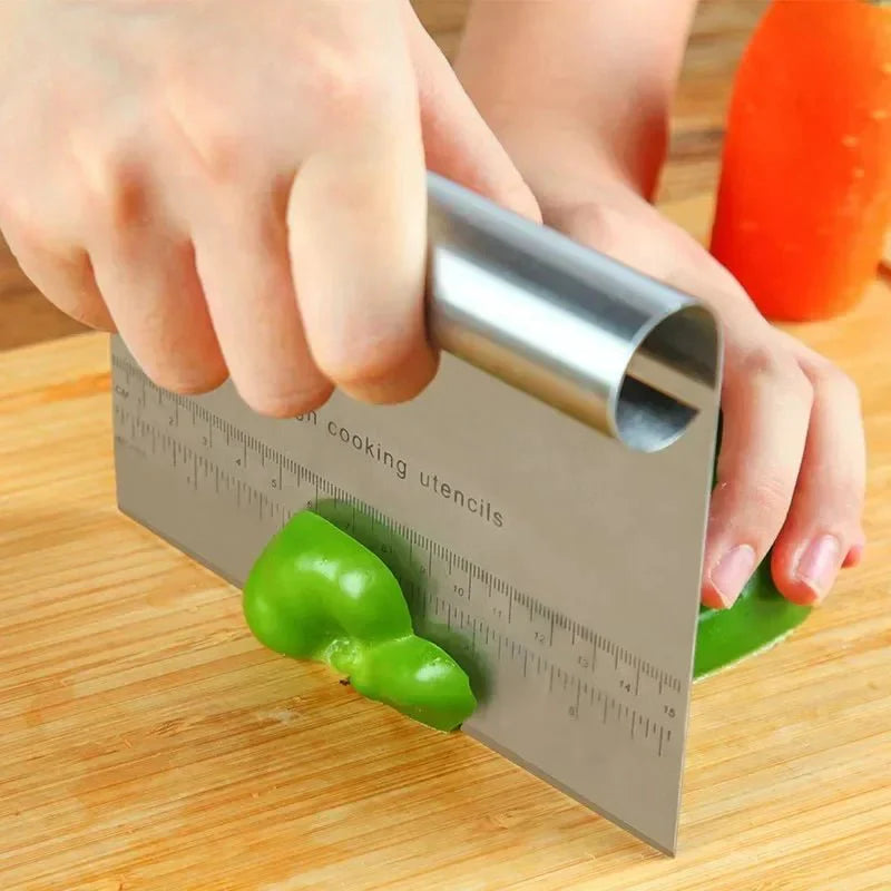 MEASURECHEF – Stainless Steel Pastry Spatula & Dough Scraper with Measurement Scale