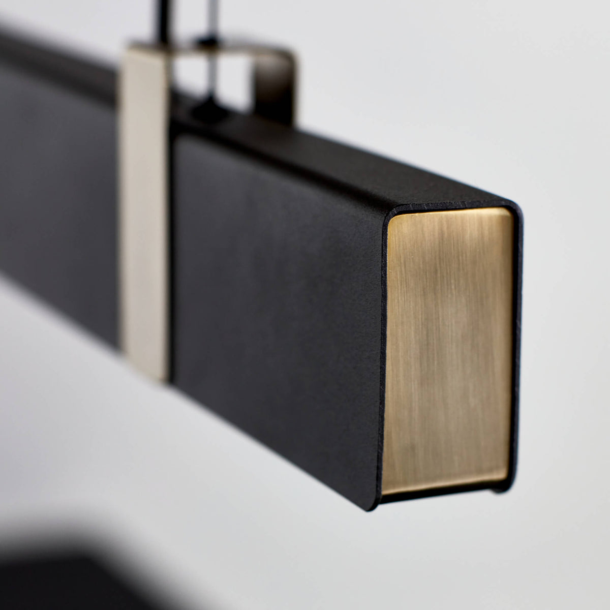 Lilt 115 LED MoodMaker Linear Pendant Light