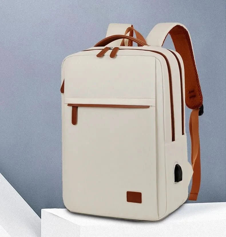 PACKLITE – Multifunctional Travel Backpack with Laptop Compartment and USB Port
