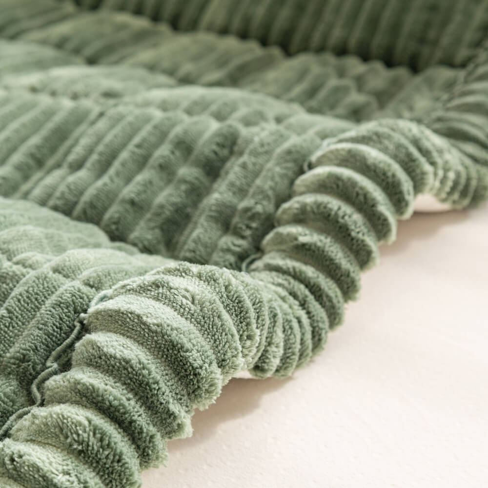 PETLOFT MAT – Soft Flannel Pet Mat for Sofa and Bed Comfort