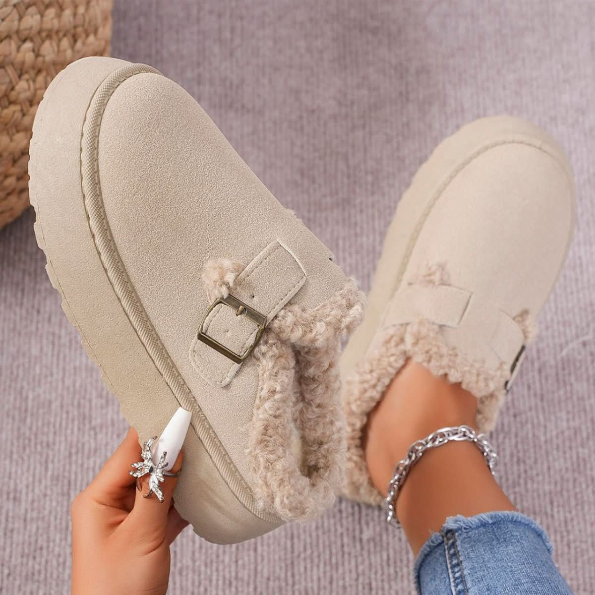 PLUSHORIA – Cozy Plush House Slippers for Women