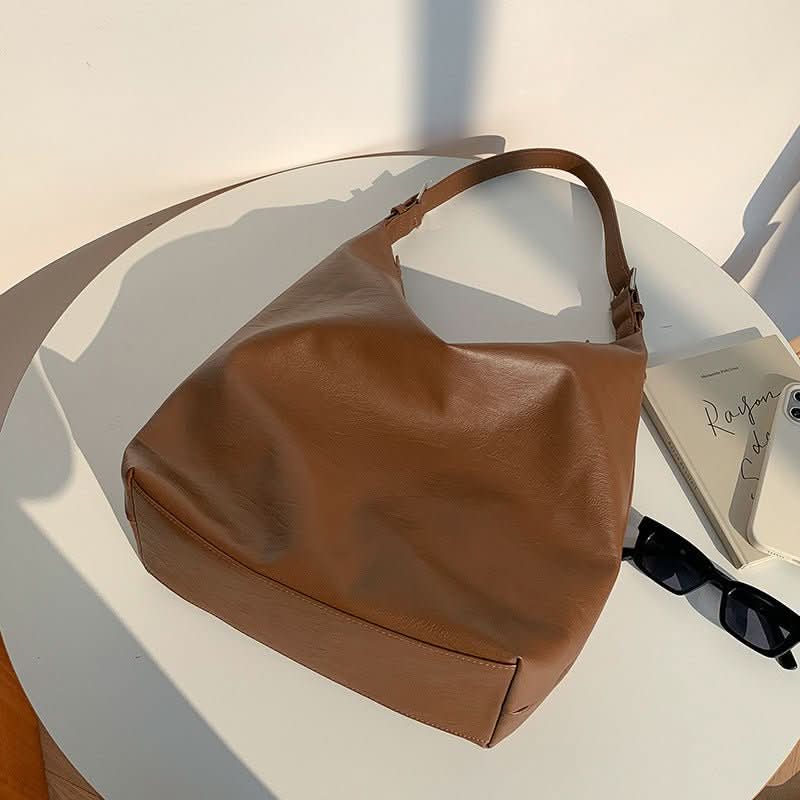 PUFFYPOUCH – Soft PU Leather Dumpling Tote for a Playful, Chic Look