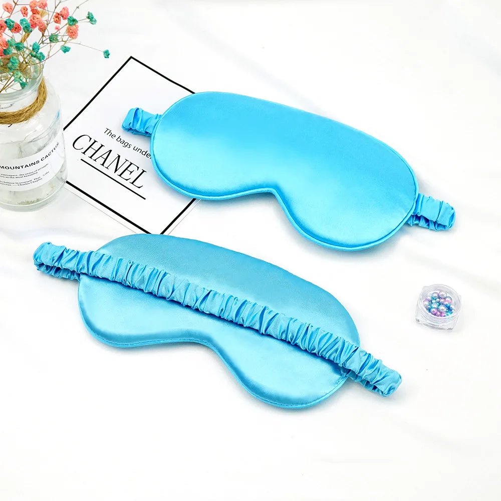 QUIETSHADE – Lightweight Silk-Feel Sleep Mask for Restful Darkness