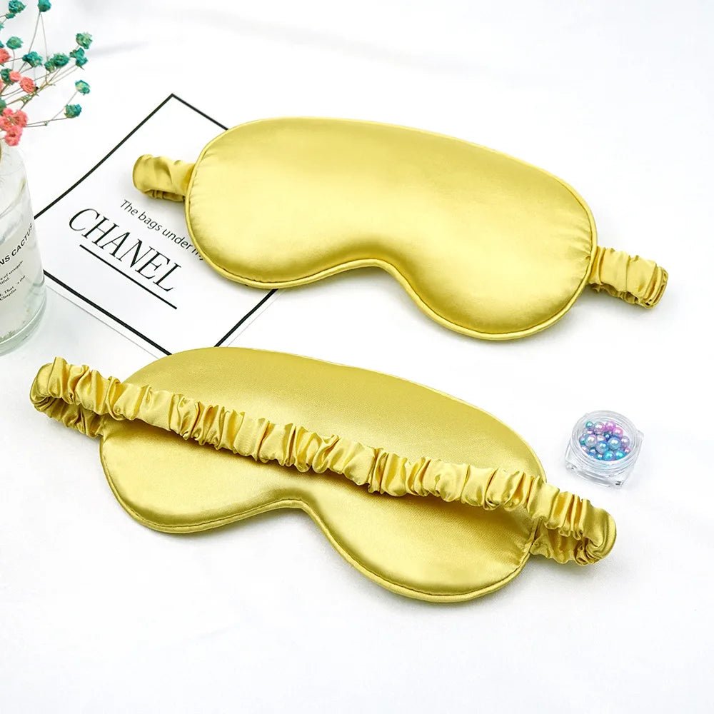 QUIETSHADE – Lightweight Silk-Feel Sleep Mask for Restful Darkness