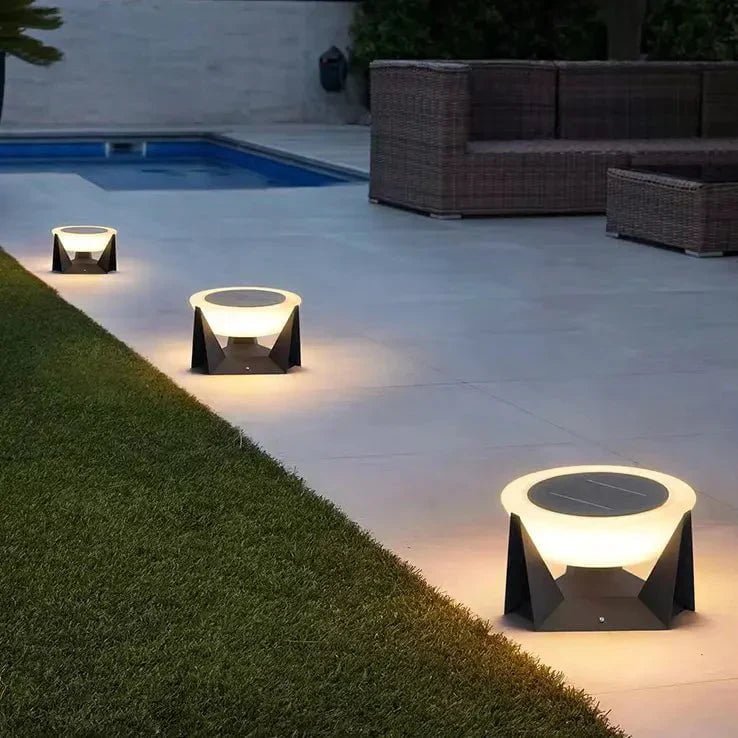 RAYFORCE – Waterproof Solar LED Spotlight for Outdoor Illumination