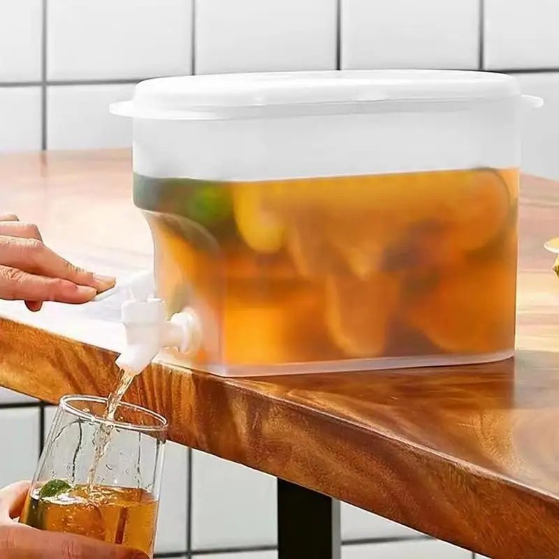 REFRESHLY – Compact Cold Beverage Dispenser with Faucet for Daily Use