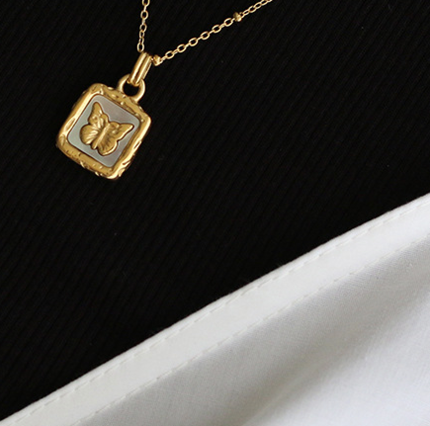 Butterfly shell necklace