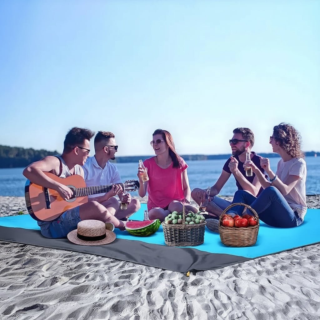 SHOREMAX – Extra Large Waterproof Beach Blanket for 5–7 People Outdoor Relaxation