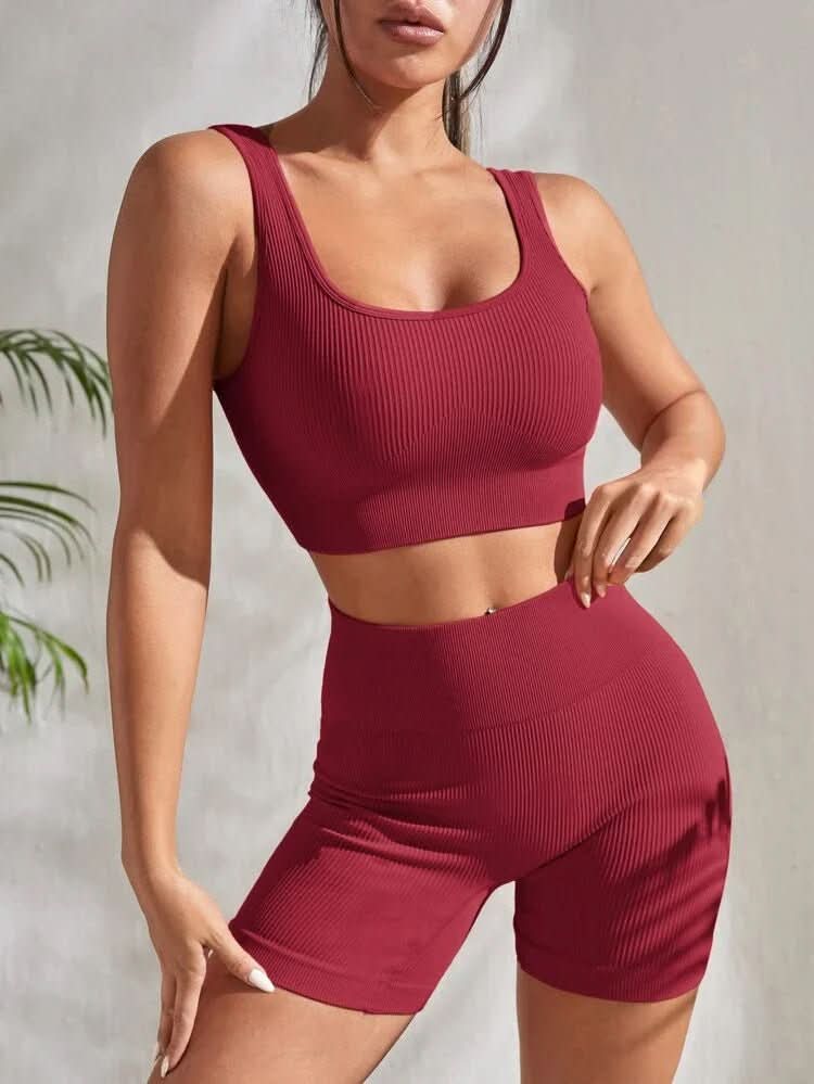 SIENNA FITNESS SET – 2-Piece Workout Outfit for Comfort & Flexibility