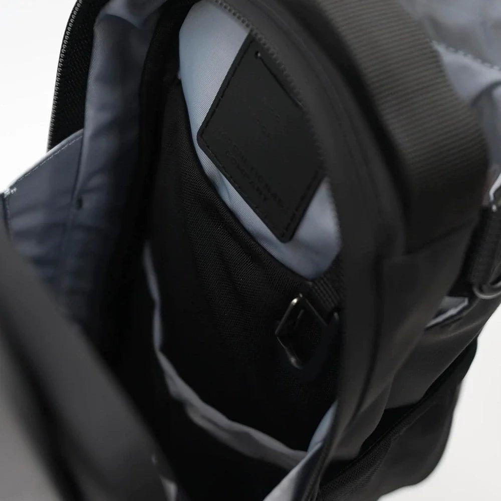 SNAPFLOW – Magnetic Hands-Free Fitness Water Bottle Bag