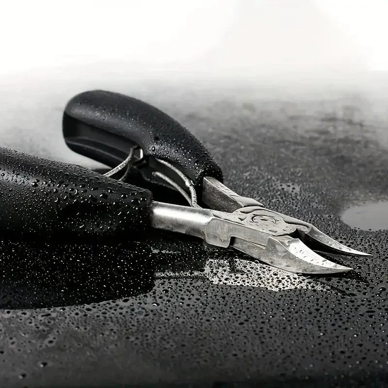 SNIPFORCE PRO – Ergonomic Scissors for Thick & Ingrown Toenails