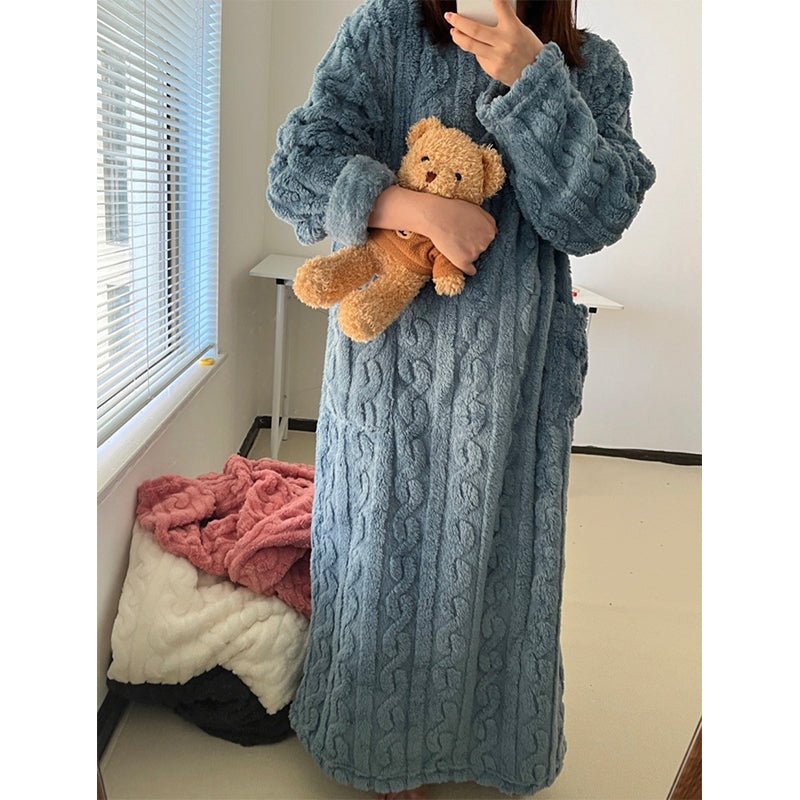 SOFTEMBER – Cozy Winter Nightdress Crafted from Cotton Flannel