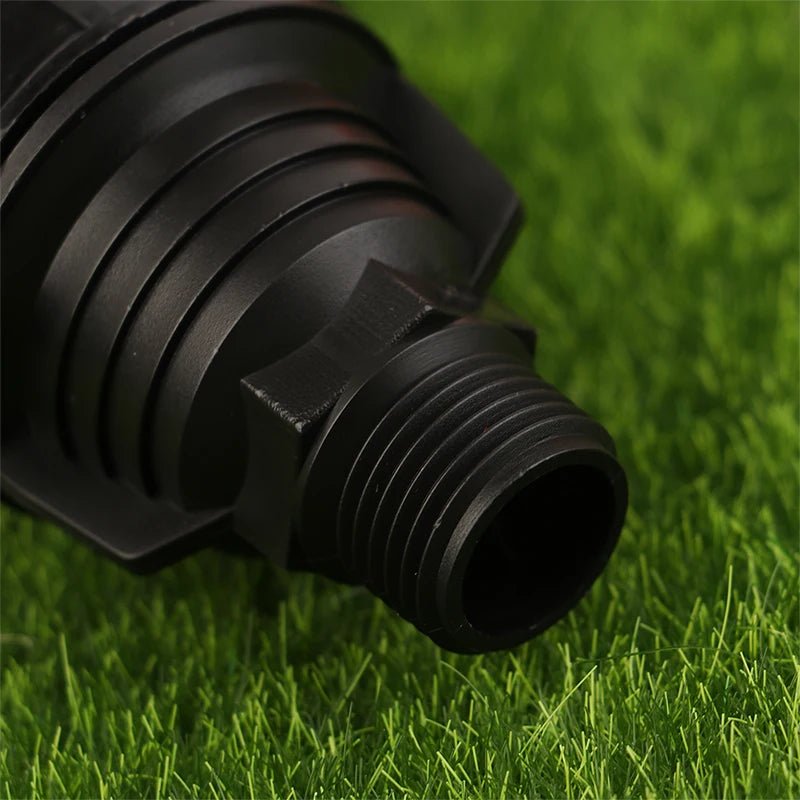SPRAYARC – 180-Degree Rotating Sprinkler for Reliable Lawn and Garden Watering