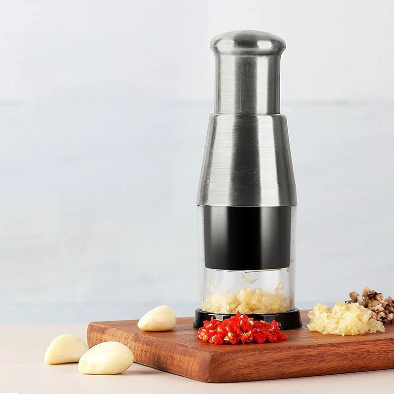 STEELMINCE – Compact Garlic Chopper Featuring Durable Steel Cutting Blades