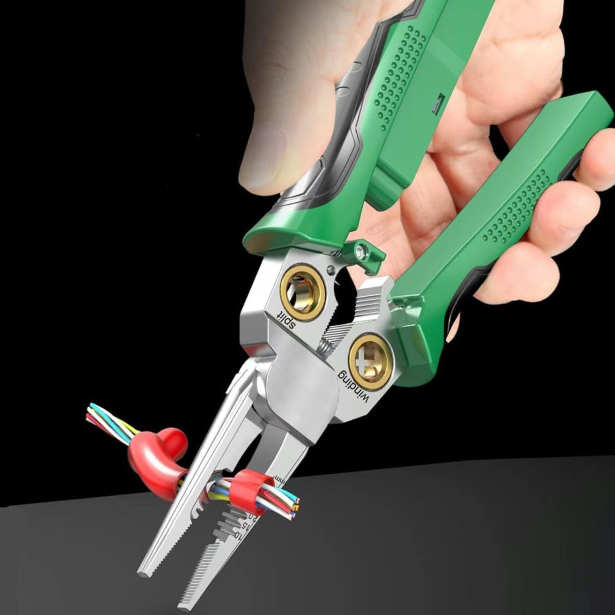 STRIPCORE – 8-in-1 Precision Electrical Wire Tool